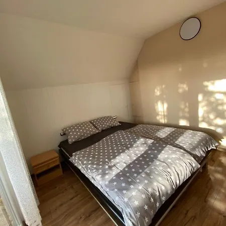 Horvath Apartman Feriehus *